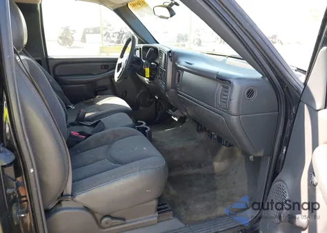 2003 Chevrolet Silverado 1500 from USA, damaged, VIN 2GCEC19X431181406